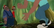 Ralph and Tony looking at Zak.jpg (25 KB)