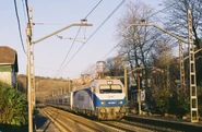 Locomotora 252-023-7 remolcando Altaria 610 Irún-Madrid-Atocha. Gainxurizketa (Guipúzcoa)