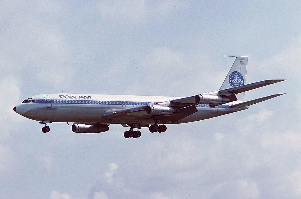 最終価格PAN AM Boeing 707-300 1:200 最終価格PAN AM Boeing 707-300 1:200