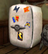 The fridge in Grunty Industries. Donkey Kong's logo is in the upper right.