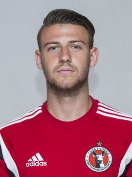 Paul arriola top