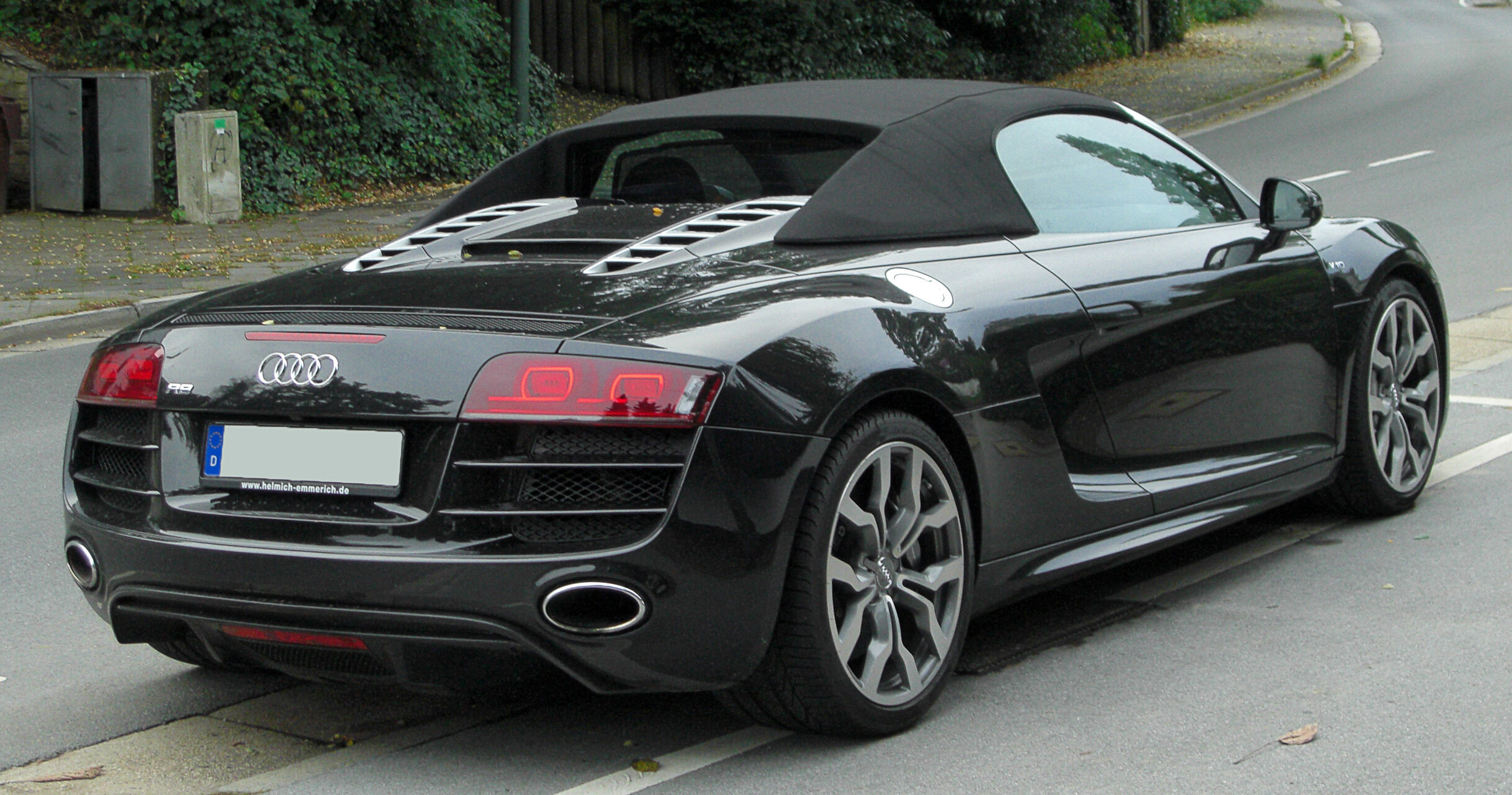 Cars In Fifty Shades Fifty Shades Of Grey Wiki Fandom