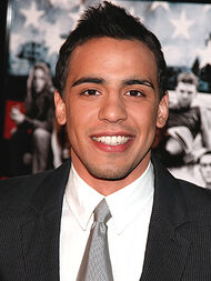 Victor Rasuk as José