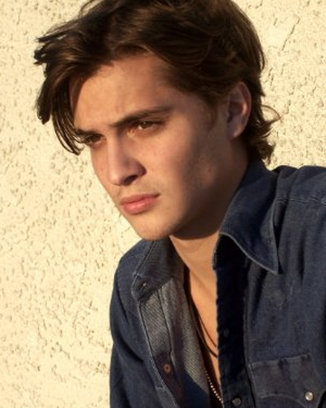 luke grimes taken 2