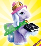 Cloud-the-baby-filly-magazine-s-figurine.jpg (225 KB) Cloud as a baby filly (toy included with the magazine of November, 2013)