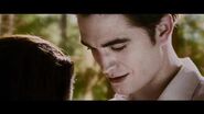 THE TWILIGHT SAGA BREAKING DAWN - PART 2 - Teaser Trailer Sneak Peek