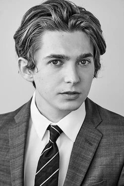 Austin Abrams | Moviepedia | Fandom