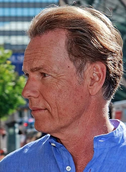 BruceGreenwood