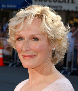 Glenn-close7902