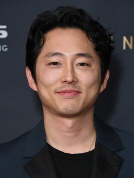 Steven Yeun Image