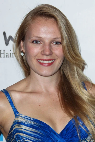 emma bell destino final 5