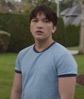 Charlielookingaterik