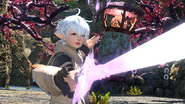 Alisaie com seu florete de Red Mage.