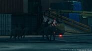 Wedge runs from guard dogs from FFVII Remake