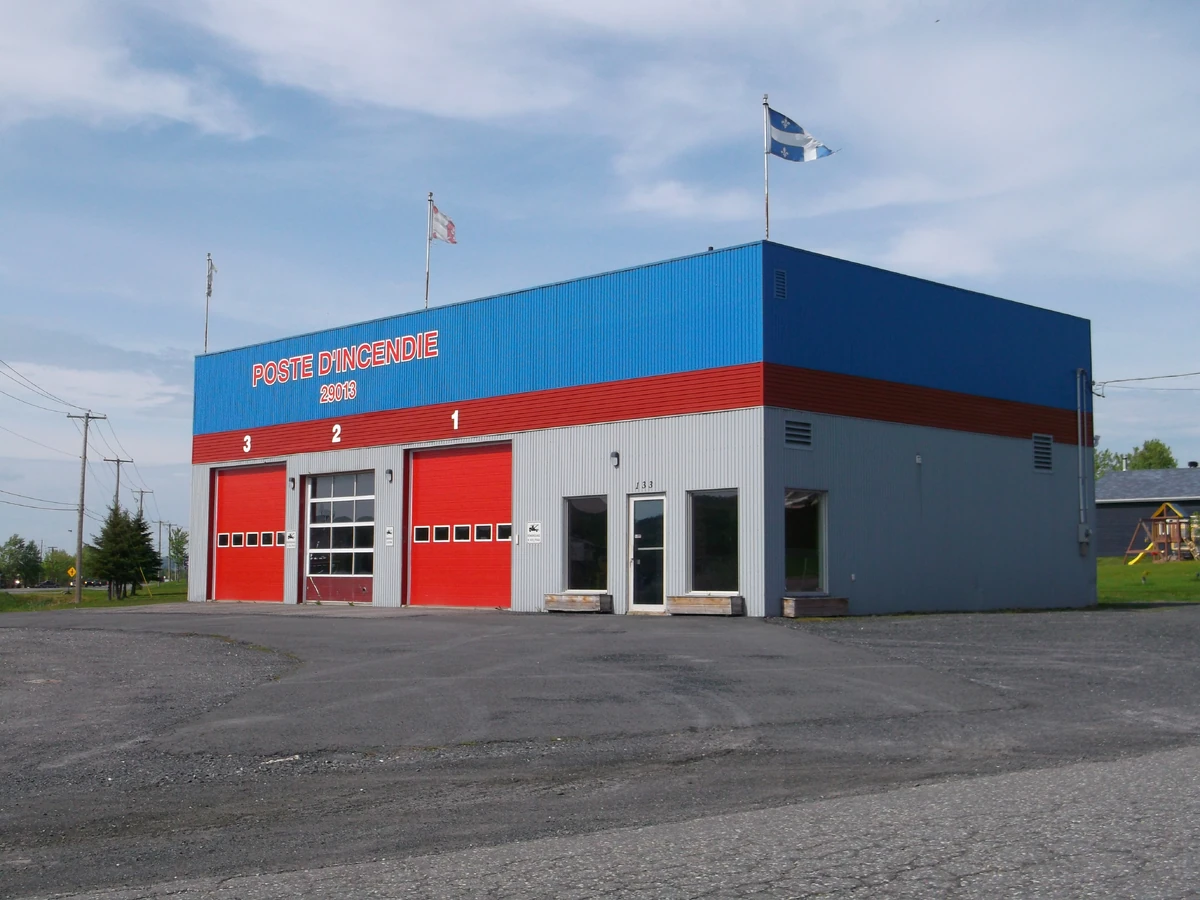 Service de Sécurité Incendie de SaintGédéondeBeauce Firefighting
