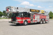 2002 E-One Cyclone II tandem / Superior aerial