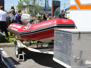 Unité 601 et 1991 - rescue boat + trailer