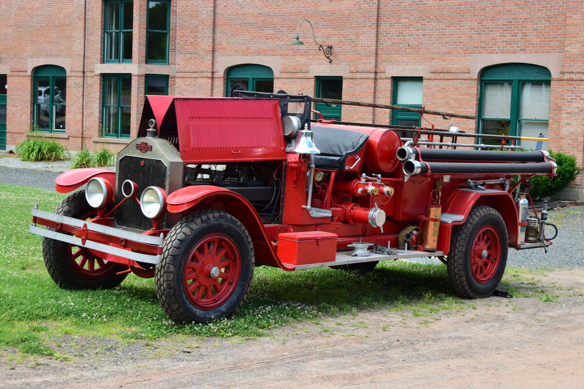 American LaFrance 100 Series | Firefighting Wiki | Fandom
