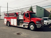 U7xg81no.jpg (282 KB) 2009 Freightliner M2 106 / Levasseur © Éric Chagnon