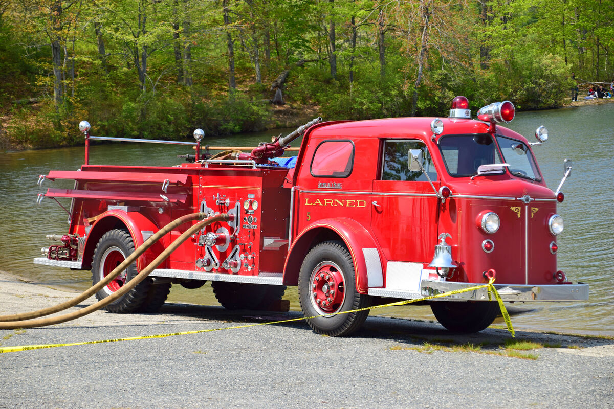 洋書 THE ENCYCLOPEDIA OF AMERICAN LAFRANCE THE ENCYCLOPEDIA OF AMERICAN LAFRANCE