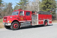 Unit 1 - 1997 International 4900 / Fort Garry