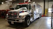 2006 International / Carl Thibault tanker