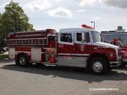 216 Lac St-François.jpg (5.6 MB) 2003 Freightliner FL 80 / Levasseur