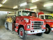 198? International S2300 / Lazer Inox