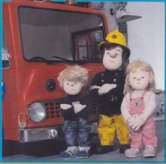 Sarah and James with their Uncle Sam and Jupiter in the original series