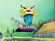 FF13.jpg (22 KB) The girl’s float.