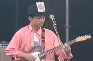 Darts performing with Fishmans on August 29, 1996 @Aomi Station Square