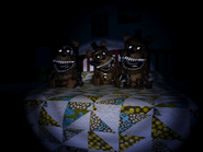 4(15) "Freddles".png (716 Кб) Фреддлы сидят на кровати