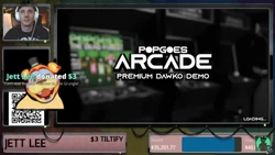 Dawko gioca alla versione demo di POPGOES Arcade.