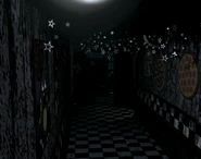 CAM 05, un altro dei corridoi della location, con le luci spente.
