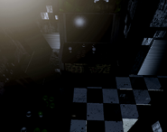 La parte superiore della testa di Freddy può essere vista su CAM 07 stampato sull'Arcade.