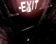 CAM 01, uscita/ingresso della location.