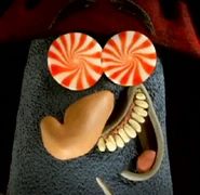 K'nuckles tripping off candy