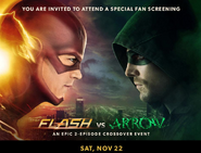 Póster promocional del crossovers de Arrow titulado Estás invitado a asistir a una función especial para los fans.