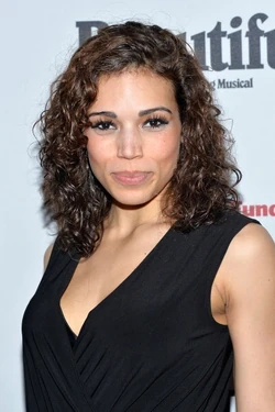 Ciara Renée | The Flash Enciclopedia | Fandom