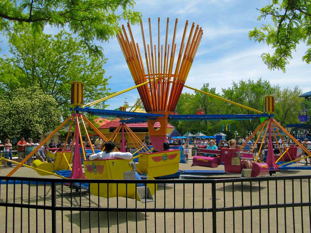 Scrambler Cedar Point Flat Ride Wiki Fandom Scrambler Cedar Point Flat Ride Wiki Fandom