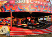 800px-Mannings Supreme Waltzer, spinning 02