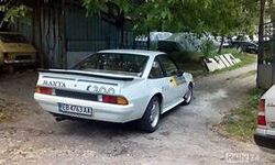 The Opel Manta B, from the rear