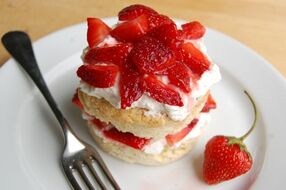 Strawberryshortcake100.jpg