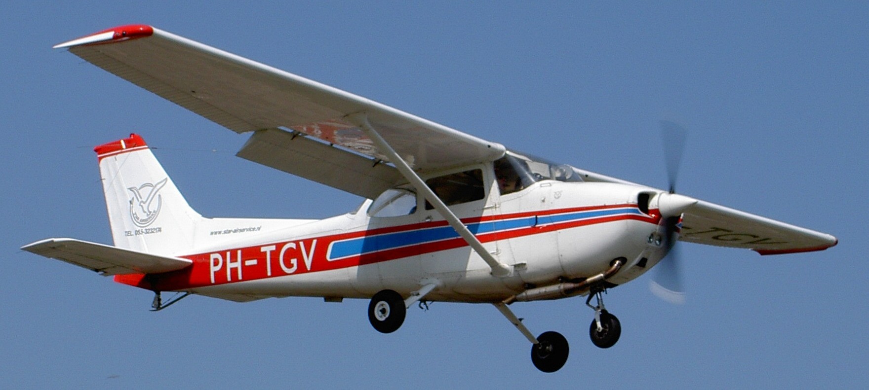 セスナ C172 タグ キーホルダー 赤白 Planetags Cessna セスナ C172 タグ キーホルダー 赤白 Planetags Cessna