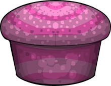 Strawberry cake in cupcakeria to go