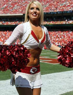 2.319 fotos e imágenes de Kansas City Chiefs Cheerleaders - Getty Images  Kansas  city chiefs cheerleaders, Kansas city chiefs, Women leggings outfits