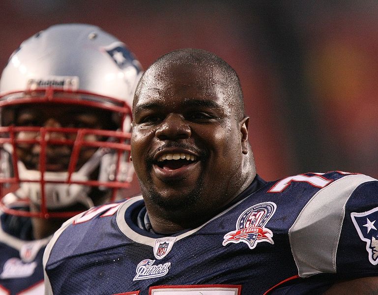 Patriots re-sign Wilfork and Neal