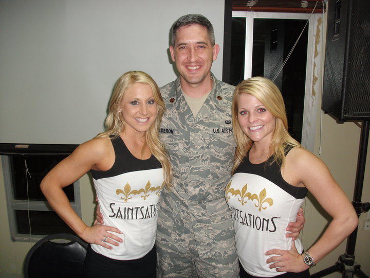 File:St. Louis Rams' cheerleaders.jpg - Wikipedia