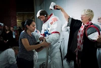 Episode 1x04 Ed Baldwin in spacesuit