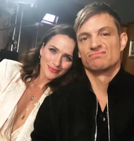 Shantel VanSanten & Joel Kinnaman